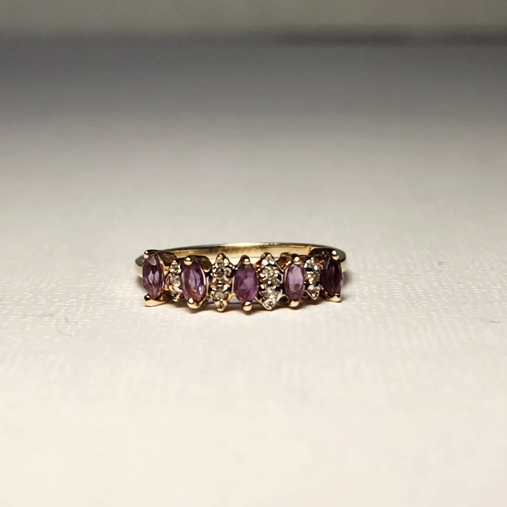 Classic 90s VTG 10K Solid Yellow Gold NATURAL  Amethyst & Diamond Ring Sz 7 - Picture 14 of 16